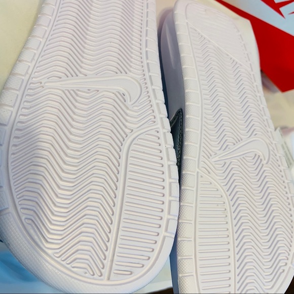 NWT Nike Benassi JDI slide Silver Size 6 - Picture 7 of 7